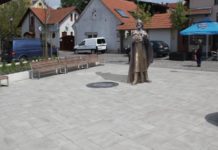 IV. Béla szobra kerül a városháza mellé