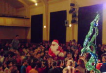 Mikulás ünnepség: 8 jó gyerek van Dunakeszin