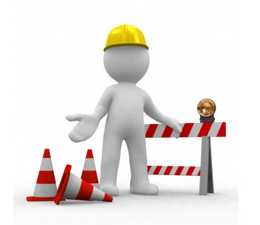 Mart aszfalttal erősítik meg az Uszály utcát