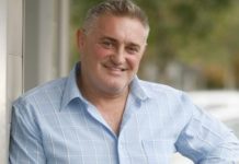 Mit vár 2016-tól Növényi Norbert?