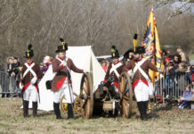 Ágyú dörög majd a Katonadombon