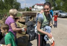 Divattá válik a környezetvédelem? – Százak a Dunakeszi Önkéntes Köztisztasági Napon