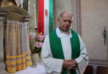 Fél évszázad szolgálat – interjú Szádóczky atyával