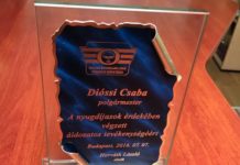 Elismerést kapott a polgármester, a nyugdíjasok tüntették ki