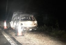 Lángolt egy autó az M2-en Dunakeszinél