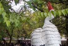 Koszorúzás lesz, műsor nem október 23-án Gólya emlékmű