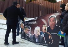 Csapkodás, fenyegetőzés és anyázás az MSZP sajtótájékoztatóján