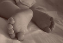 Szirénázva biztosították az utat a dunakeszi rendőrök a várandós asszonynak