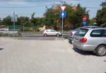 Ingyen parkolhat hétfőtől