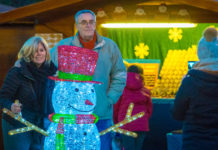 Megnyílt a jégpálya és a vásár