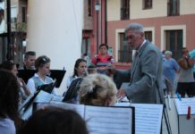 Február 22-én búcsúznak a legendás dunakeszi karnagytól