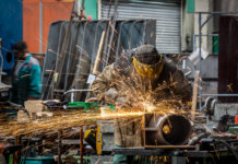 Dunakeszit emlegetik egy gigaüzlet kapcsán