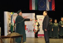 Lovag lett a dunakeszi festőből