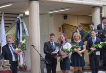 Elbúcsúztak iskolájuktól a Radnóti végzős diákjai