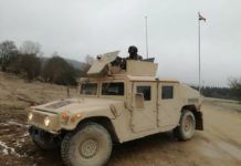 Nyugi, hadgyakorlat – Katonai konvojokat láthat az M0-on