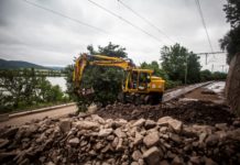 Július második hetéig tart a szobi vonal részleges megtisztítása