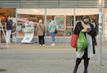 Visszaállítják az idősek vásárlási idősávját. Szavazzon!