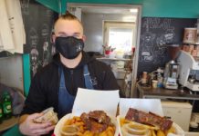 Délután 5-ig még beszerezheti a “kötelező” lencsefőzeléket a Duna-parton