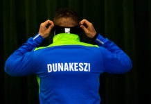 Dunakeszi melegítőben futott Moszkvában a vakcinavásárlást bejelentő magyar külügyminiszter