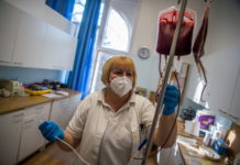 Újra erőre kapott a járvány, válaszol a kormány konzultációs kérdéseire?