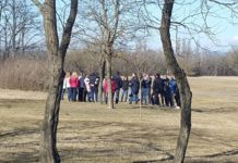 Kerítéssel védenék a lóversenypályát, a közelben élők ezt ellenzik