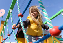 Birtokukba vették a gyerekek Dunakeszi legújabb játszóterét