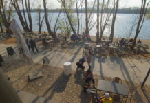 Megteltek a teraszok Dunakeszin is