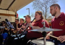 Zenével ébresztik május 1-jén Dunakeszit