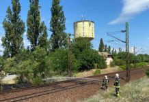 Megint égett a vasúti töltés oldala