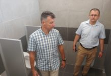 Hivatalosan is elbúcsúztatták a strandon eddig használt mobilvécéket