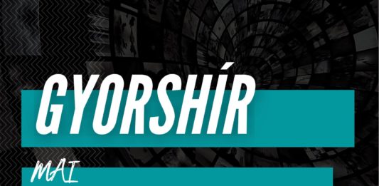 Terelőelemnek hajtott egy autó az M0-son Dunakeszi közelében