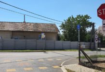 Tükröt kapott egy balesetveszélyes hely Dunakeszin