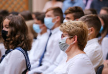 Szinte új gimnáziumban nyithatták meg a tanévet Dunakeszin