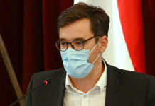 Ha Budapesten tömegközlekedik, akkor ajánlják a maszkot