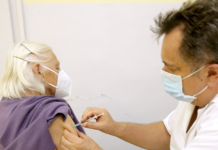 Pest megyében oltatták be magukat a legtöbben, Orbán Viktor elmagyarázta a tegnapi kormánydöntést