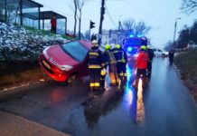 Mosolyra okot adó, szerencsés baleset a vasútállomásnál