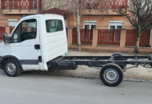 Ki a jóisten hagyhatta el ezt a kisteherautót Dunakeszin?