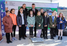 Dunakeszin panaszkodott az ellenzék a fejlesztésekre, miközben 47 milliárdos iskola alapkövét tették le a városban