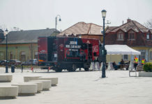 Dunakeszin járt a CÖF kamionja