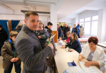 Tuzson Bence lényegében megnyerte a választókerületét, ő marad a képviselő