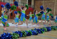 Mosoly, sikítás, röpülés és taps, fergeteges pomponbemutató- és verseny Dunakeszin