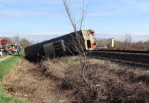 Súlyos vasúti tragédia történt, 5 ember meghalt