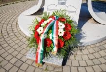 Koszorúzás a nemzeti összetartozás napja alkalmából