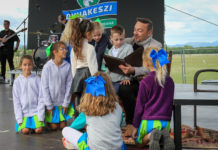 Minden korosztályhoz szólt a 120 éves ember zenés produkció