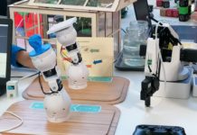 Látványos robotika kiállítás a katolikus iskolában