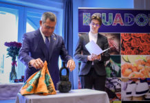 A dunakeszi Auchanba is innen érkezik a kakaó és a banán