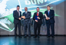 Homolya József igazi lokálpatriótaként vehette át a Dunakeszi Városért díjat