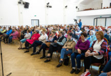 Kikérdezték a nyugdíjasok a polgármestert