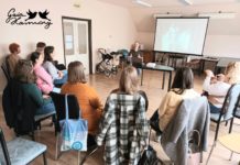 Lelket öntöttek a dunakeszi anyukákba