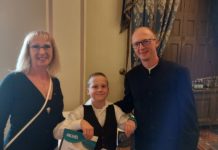 A 9 éves kisfiú célja mások motiválása – Interjú a Bolygónk és Városunk környezetvédelmi díj győztesével és szüleivel